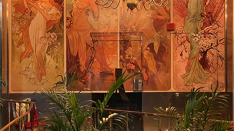 chefs table at astor club door entrance