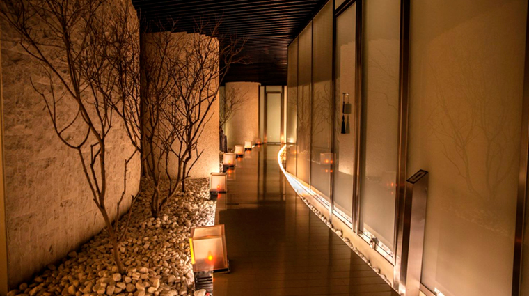 chuan spa at the langham shanghai xintiandi corridor