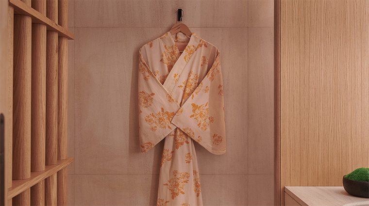 claridges spa detail