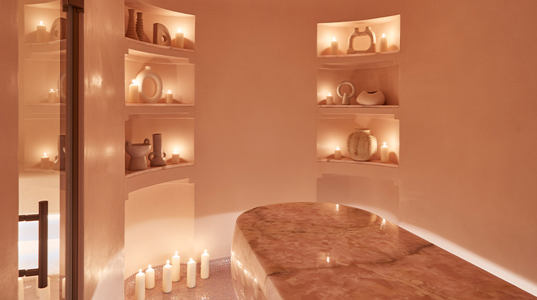 claridges spa pink room