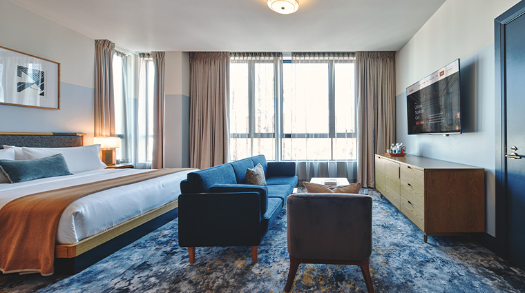 clayton hotel members club junior king suite