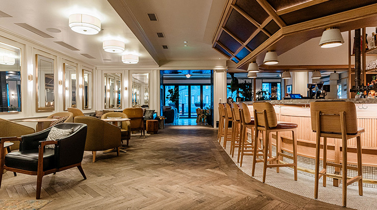 clayton hotel members club parlour