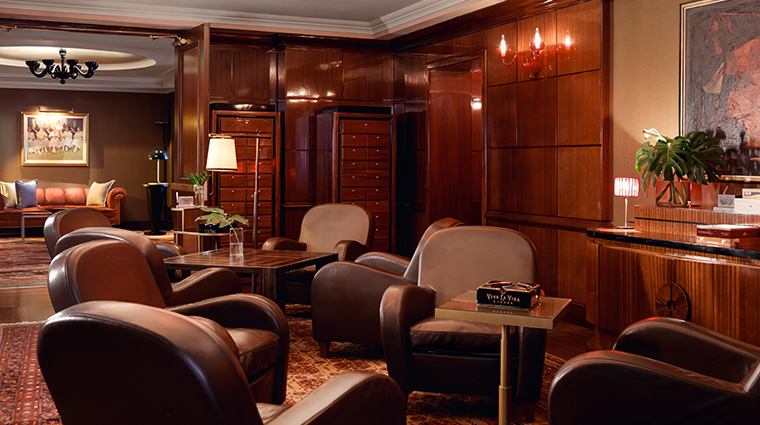 condado vanderbilt hotel avo lounge