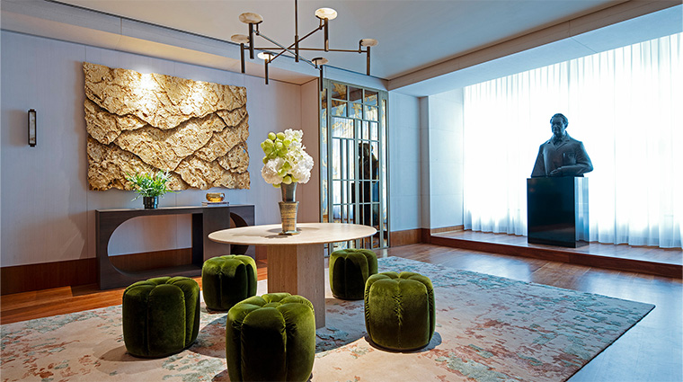 conrad hamburg lift landing