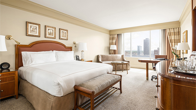 conrad indianapolis king guest room