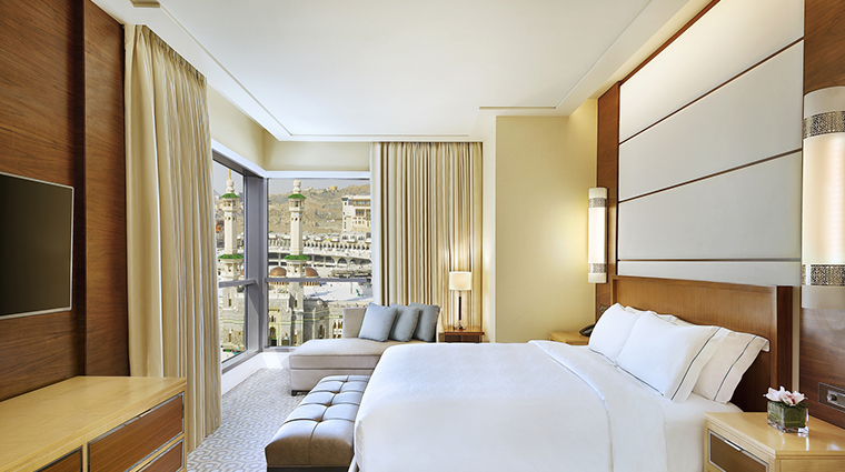 conrad makkah KING DELUXE SUITE HARAM WITH LOUNGE ACCESS