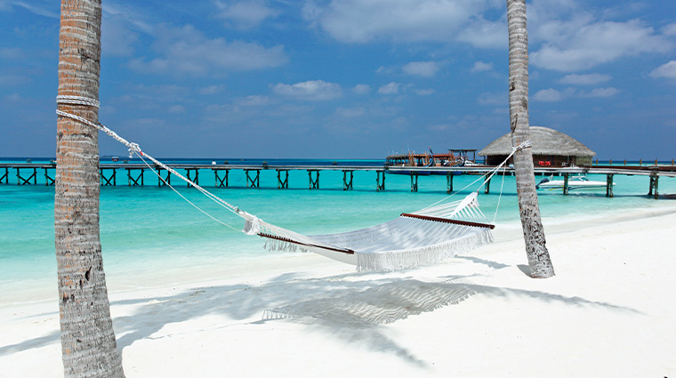 constance halaveli maldives beach view