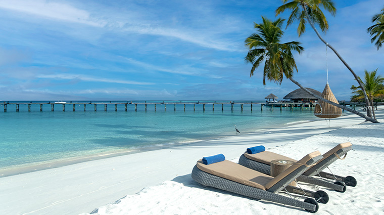 constance halaveli maldives beach