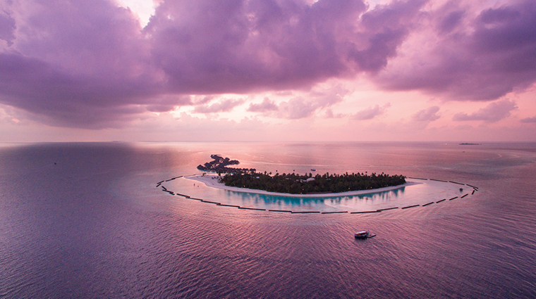 constance halaveli maldives island sunset view