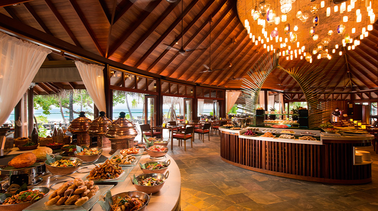 constance halaveli maldives jahaz buffet