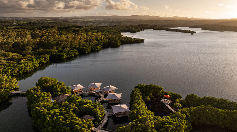 Constance Prince Maurice Hotel Exterior Le Barachois Floating Restaurant 08