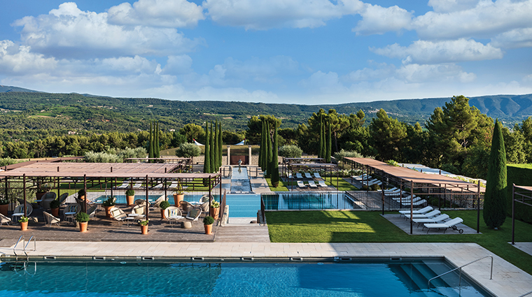 coquillade provence resort spa pools