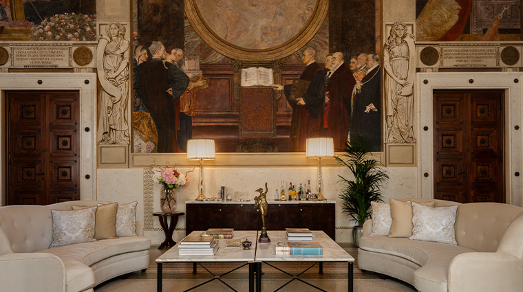 CHR Penthouses Theodoli Living WhatTheFox 0037