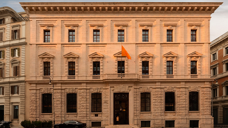 CHR PublicSpaces Facade WhatTheFox 0049