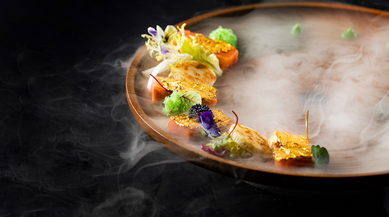 cucina at marco polo hongkong hotel salmon loin