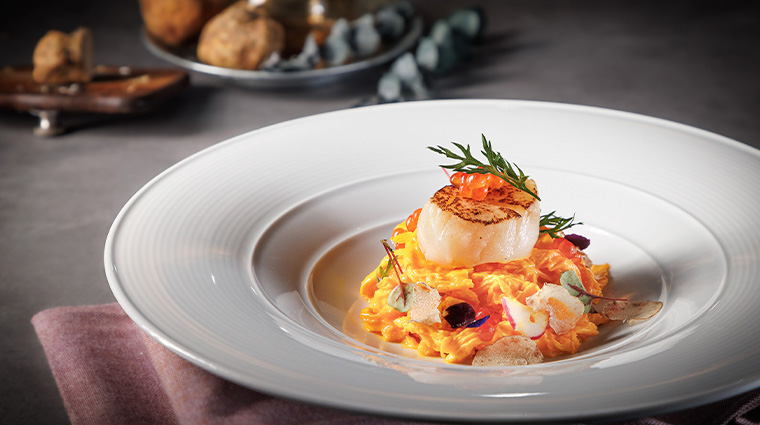 cucina at marco polo hongkong hotel scrambled eggs