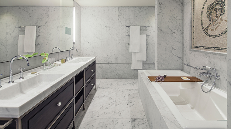 David Citadel Royal Suite bathroom