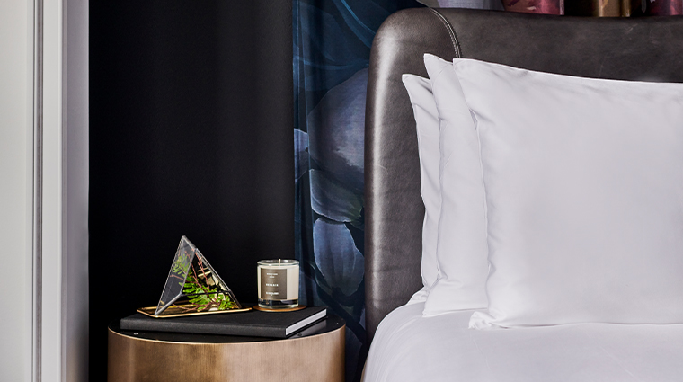 daxton hotel bed detail