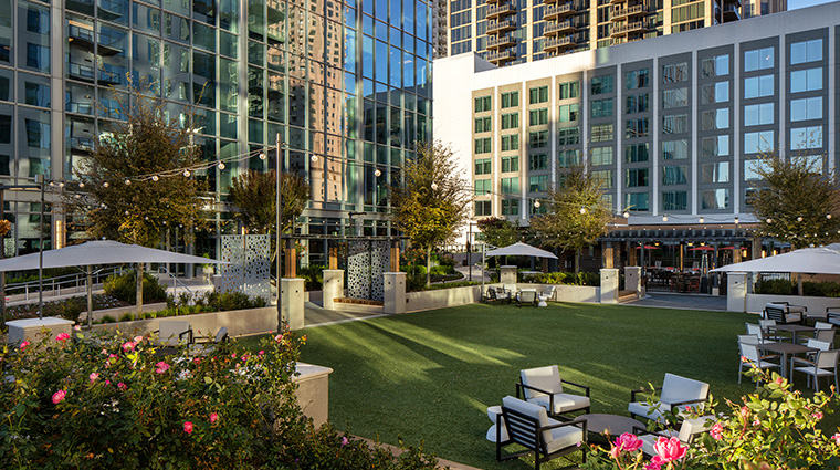 epicurean atlanta event lawn and sky terrace