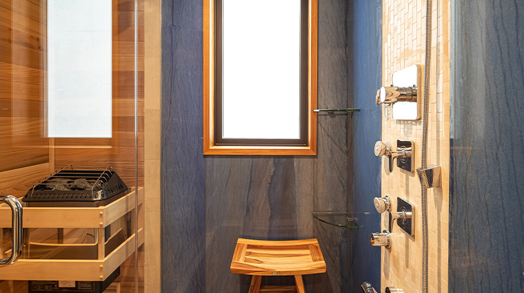 espacio the jewel of waikiki suite sauna