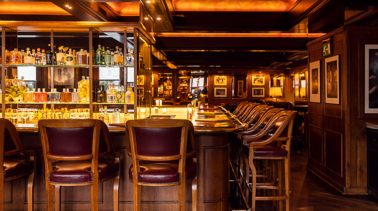 fairmont le montreux palace cafe bar