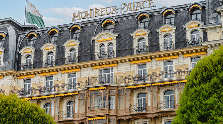 fairmont le montreux palace facade