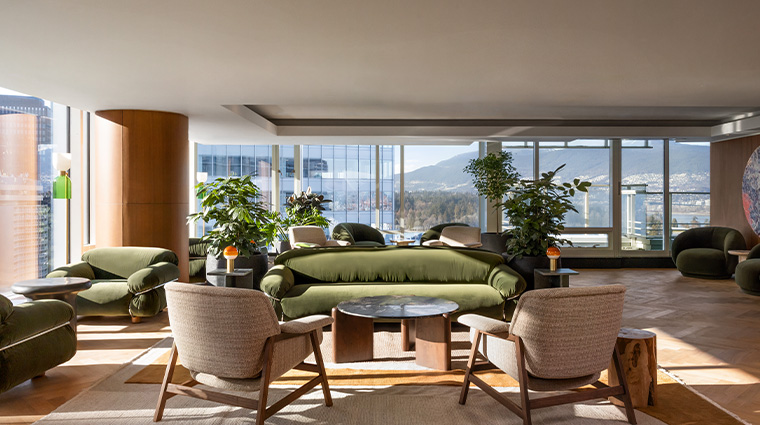 fairmont pacific rim gold lounge
