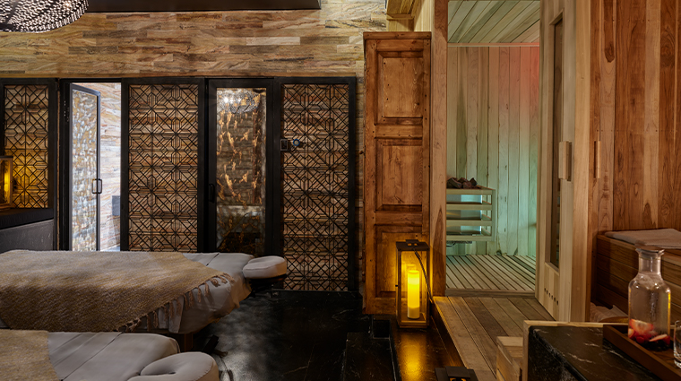 feel urban spa by live aqua premium double cabin
