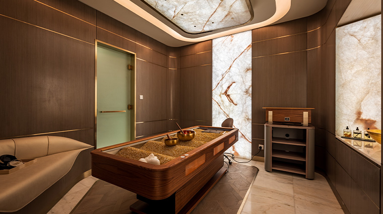 five luxe jbr spa