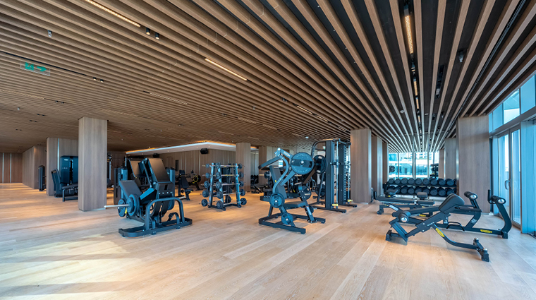 five luxe spa gym