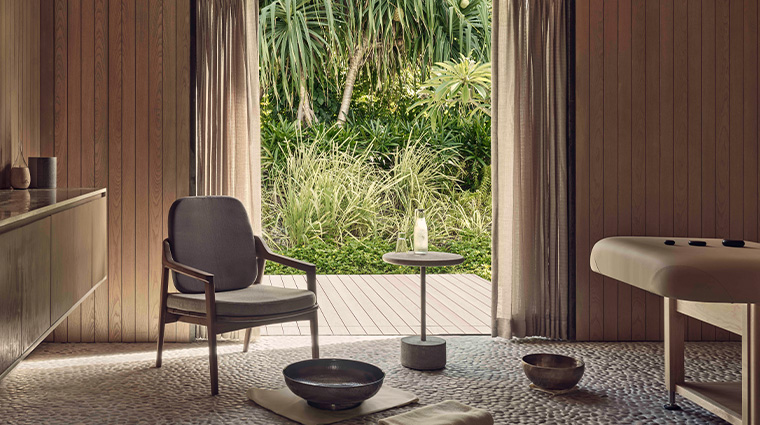 flow spa at patina maldives facilities2