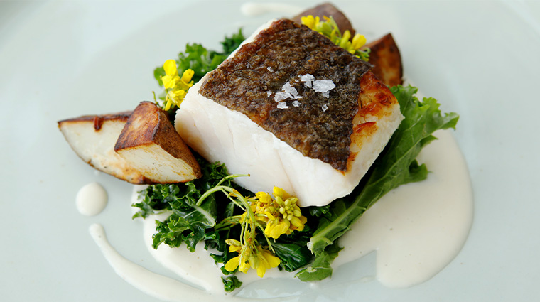 FogoIslandInn CulinaryCodPotatoKaleLunch Credit SteffenJagenburg
