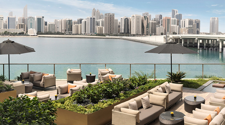 four seasons hotel abu dhabi at al maryah island Terrace