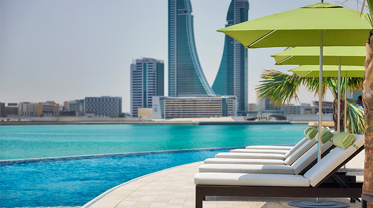 four seasons hotel bahrain bay family infinity pool