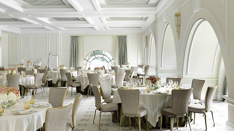 Four Seasons Hotel Baku Rast Meeting Room