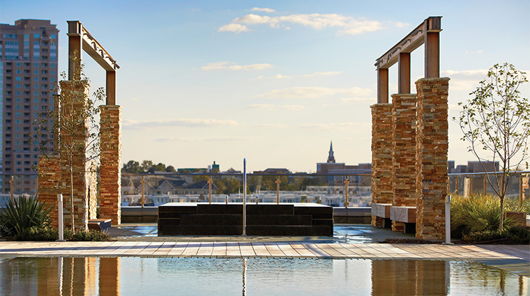 four seasons hotel baltimore outdoor hot tub