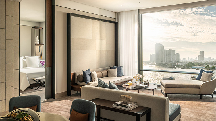 four seasons hotel bangkok at chao phraya river executive suite