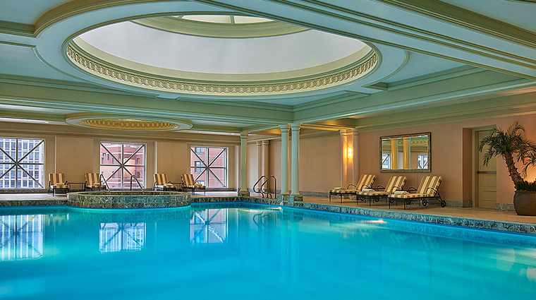 four seasons hotel chicago pool