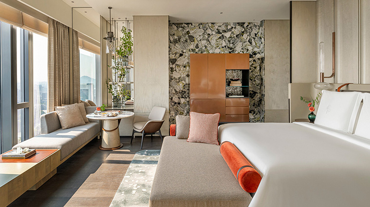 four seasons hotel hangzhou at hangzhou center bedroom5