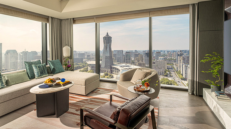 four seasons hotel hangzhou at hangzhou center living room2