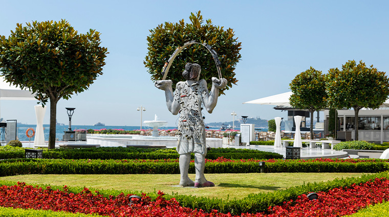 four seasons hotel istanbul at the bosphorus gardens