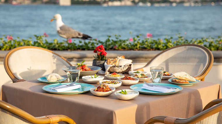 four seasons hotel istanbul at the bosphorus outdoor dining 2