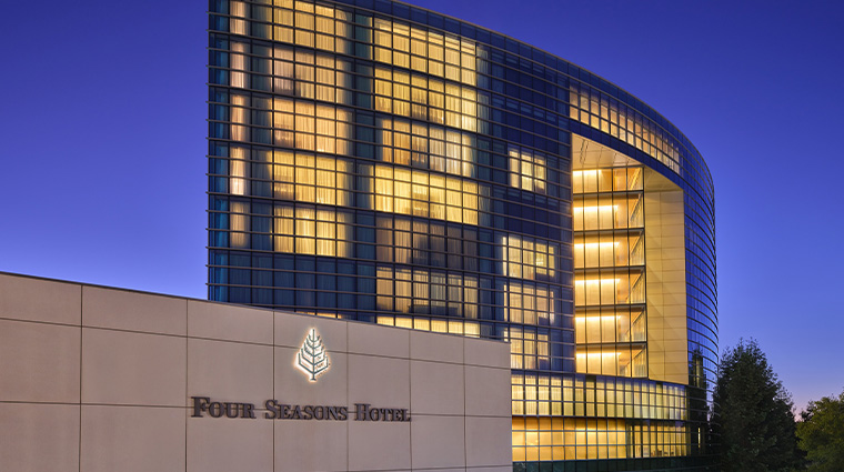 fs silicon valley exterior night