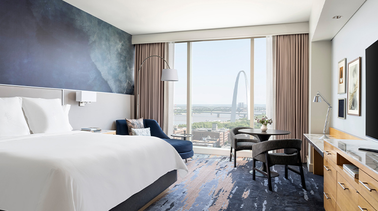 four seasons hotel st louis arch view king