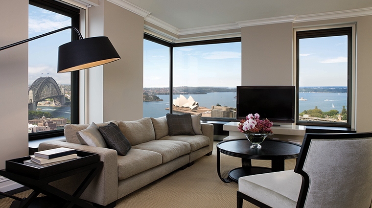 four seasons hotel sydney presidential suite lounge room