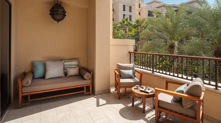 four seasons resort dubai at jumeirah beach patio1
