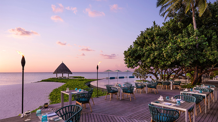 four seasons resort maldives at kuda huraa terrace dining2023