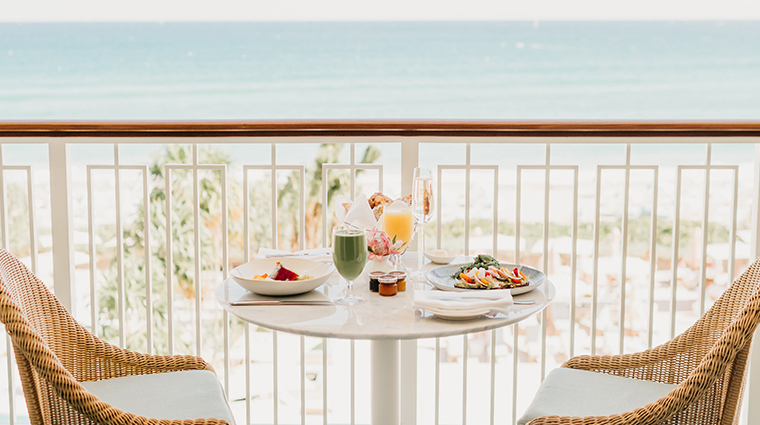 four seasons resort palm beach outdoor dining