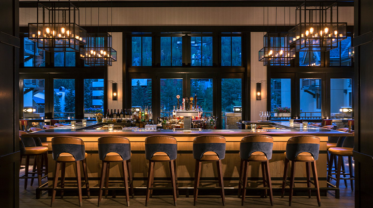 four seasons resort vail the remedy bar restaurant