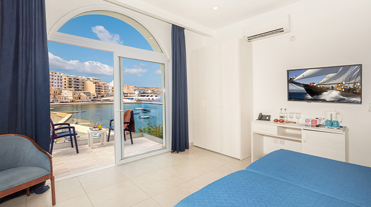 gilieru harbour hotel seaview room view